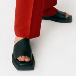 Vagabond Shoe Makers VAGABOND EVY ASYMETRICAL SIIP - BLK