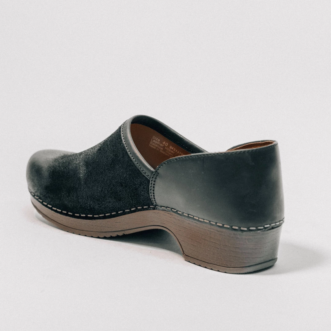 New DANSKO BRENNA BLACK BURNISHED CLOGS 4 New DANSKO BRENNA BLACK BURNISHED CLOGS