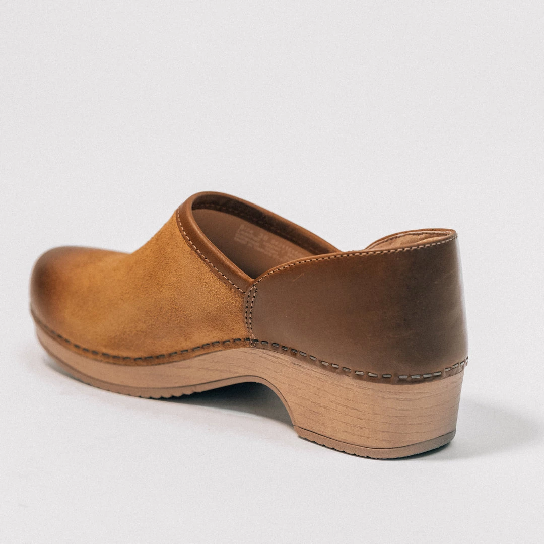 DANSKO BRENNA TAN BURNISHED CLOGS New 3 DANSKO BRENNA TAN BURNISHED CLOGS New