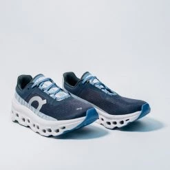 On Running ON CLOUDMONSTER W ACAI New