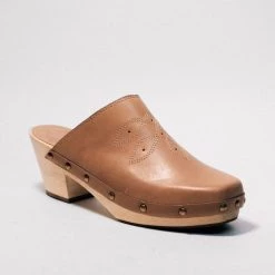 New BIRD OF FLIGHT SHY CLOG - MAPLE 7 New BIRD OF FLIGHT SHY CLOG - MAPLE