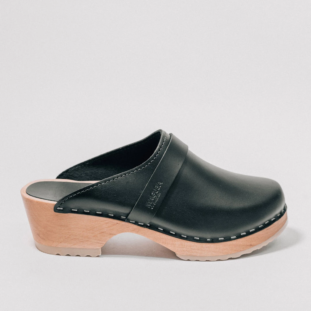 MAGUBA Berkeley CLOG- BLACK 1 MAGUBA Berkeley CLOG- BLACK
