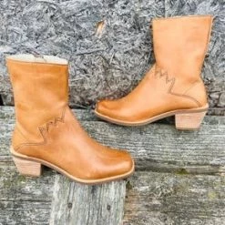 BIRD OF FLIGHT OJAI BOOT - TAN 16 BIRD OF FLIGHT OJAI BOOT - TAN