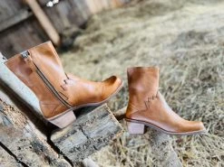 BIRD OF FLIGHT OJAI BOOT - TAN 22 BIRD OF FLIGHT OJAI BOOT - TAN