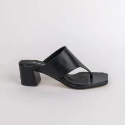 Intentionally Blank New IB ALVA THONG - BLK