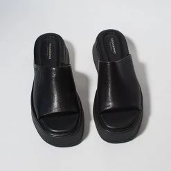 Vagabond Shoe Makers VAGABOND COURTNEY SLIDE - BLACK New