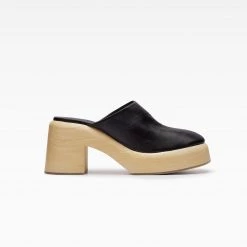 E8 By MIISTA E8 ROBERTA CLOG MULE - BLK