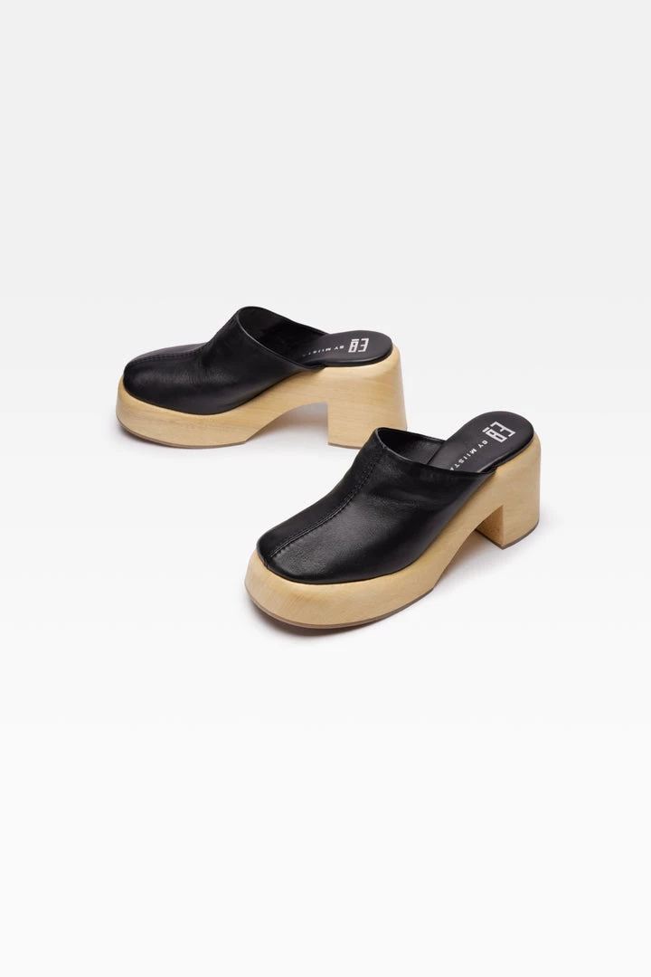E8 By MIISTA E8 ROBERTA CLOG MULE - BLK 5 E8 By MIISTA E8 ROBERTA CLOG MULE - BLK