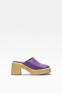 E8 By MIISTA E8 ROBERTA CLOG MULE - LAVENDER New