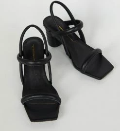 Intentionally Blank New IB KIFTON-BLACK