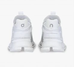 On Running ON CLOUDNOVA M ALL WHITE