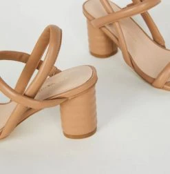 Intentionally Blank IB KIFTON-CLAY