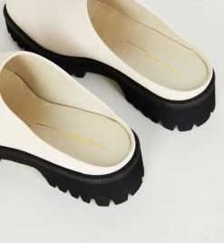 Intentionally Blank IB RISE UP-BLACK