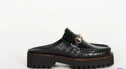 Intentionally Blank IB KOWLOON-BLACK 10 Intentionally Blank IB KOWLOON-BLACK