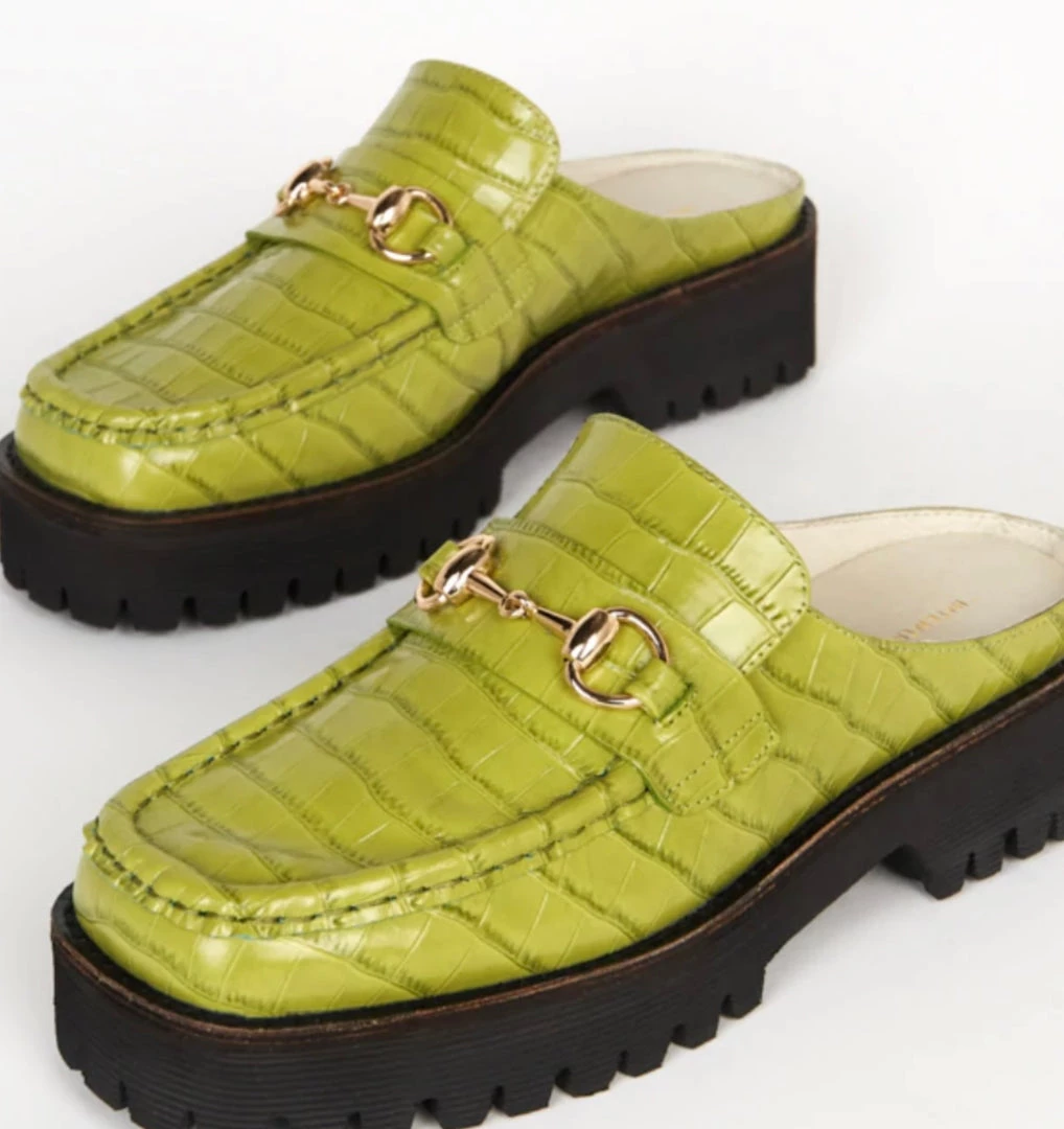 Intentionally Blank IB KOWLOON-APPLE New 1 Intentionally Blank IB KOWLOON-APPLE New