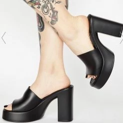 New ROC NINA - Black