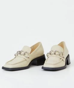 Vagabond Shoe Makers VAGABOND BLANCA PATENT LOAFER - PLASTER New