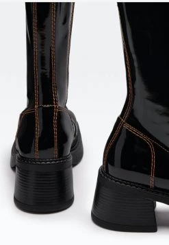 E8 By MIISTA New E8 VERO BOOTS - BLACK