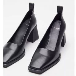 Vagabond Shoe Makers VAGABOND HEDDA PUMP-BLACK